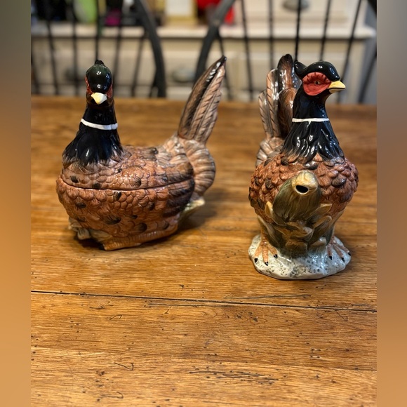 Vintage Collectible Pair of Kaldun & Bogle Ceramic Pheasant Taureen and Teapot